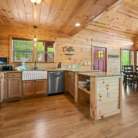 Tennessee Roots By Stony Brook Cabins แกตลิงเบิร์ก ภายนอก รูปภาพ