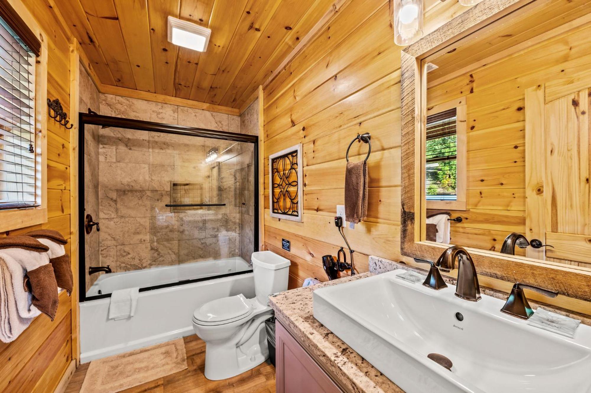 Tennessee Roots By Stony Brook Cabins แกตลิงเบิร์ก ภายนอก รูปภาพ